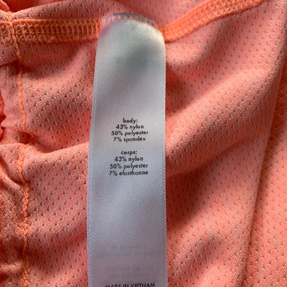 Lucy Athletic Long Sleeve & Cinched Waist Top- XS - Picture 9 of 9